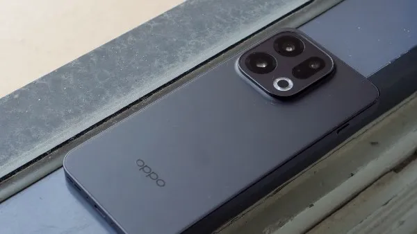 وحش الفلاجشيب .. مواصفات هاتف Oppo find x9 pro وسعره الرسمي