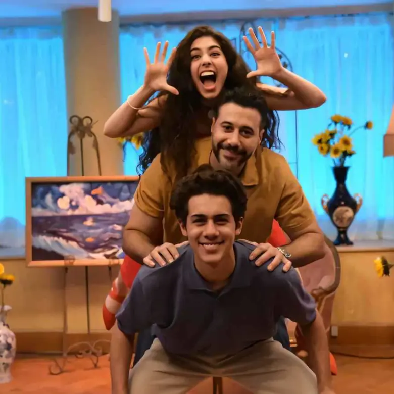 بطولة أحمد السعدني ومايان السيد .. فيلم ولنا في الخيال حب “يحقق إيرادات الملايين خلال اسبوع”!