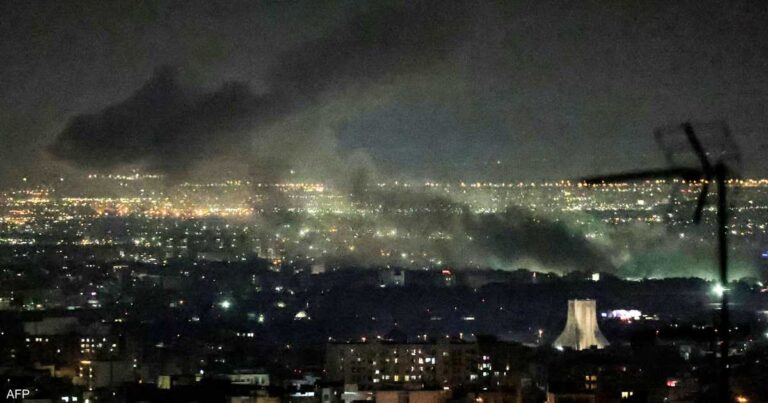 ضربات إسرائيلية تستهدف البنية التحتية في غرب إيران تثير توترات جديدة