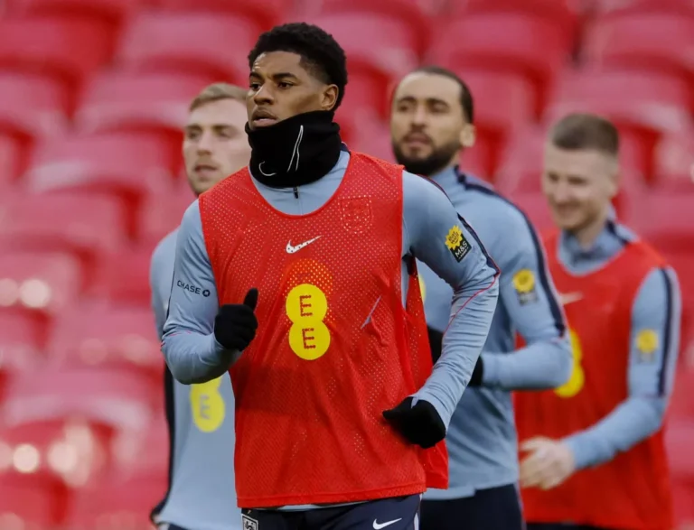 ضرورة التعاقد مع مهاجم مخضرم لمان يونايتد بعد استثمارات الصيف الكبيرة