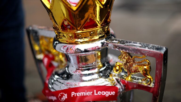 منافسة مثيرة في الدوري الإنجليزي 2025-2026 وموعد مباريات آرسنال ومانشستر سيتي المتبقية