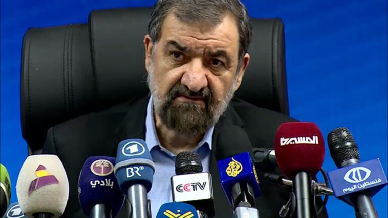 المرشد الإيراني يعين محسن رضائي مستشارا عسكريا جديدا