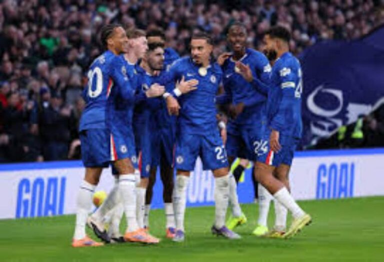 مباراة تشيلسي وإيفرتون في الدوري الإنجليزي تثير حماس المشجعين بأداء قوي وتنافس مثير