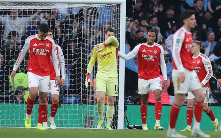 أوريلي ي dazzling الجماهير بتسجيل هدفين لمانشستر سيتي في مواجهة آرسنال خلال 4 دقائق