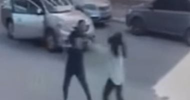 سائق شركة نقل ذكي متهم بضرب فتاة بالتجمع بعد إلغاء رحلتها