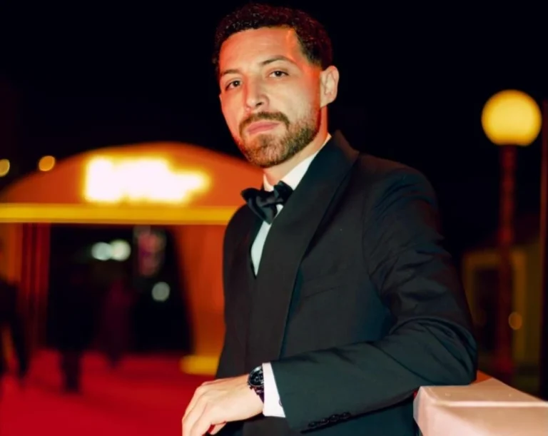 فنان مصري بارز يواجه عقوبة السجن بعد اعتدائه على زوجته