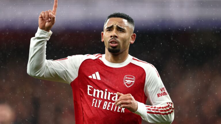 غابرييل جيسوس يعود إلى بالميراس بعد استراحة ناجحة مع أرسنال