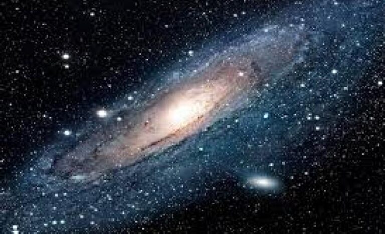 ناسا تكشف أسرار النجوم الغريبة في المجرة من خلال صور الأشعة فوق البنفسجية