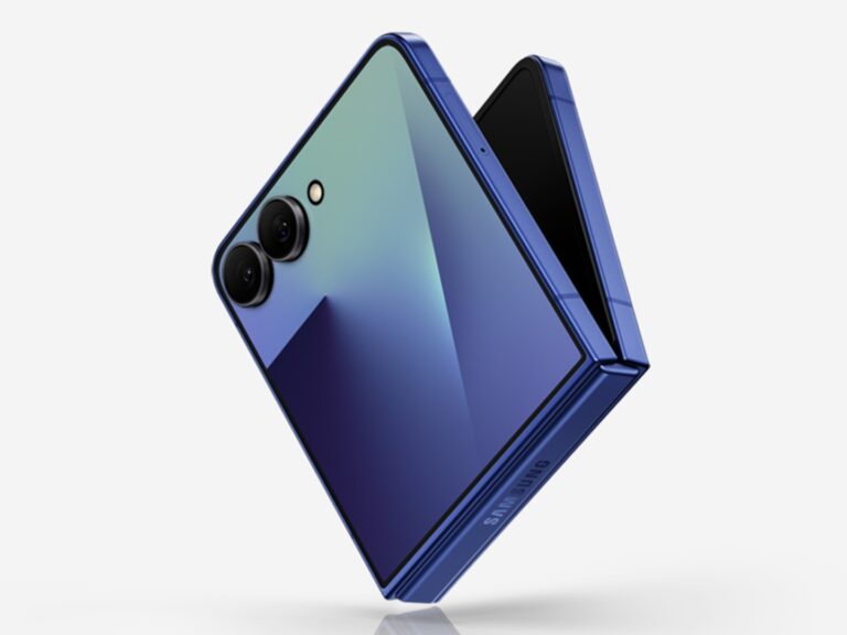 تسريبات جديدة تكشف عن إيقاف سلسلة ترقيات بطارية هاتف Galaxy Z Flip 8 من سامسونج