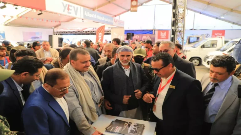 ثورة السيارات الكهربائية في صنعاء تعيد تشكيل مستقبل النقل في اليمن بقرار حكومي جديد