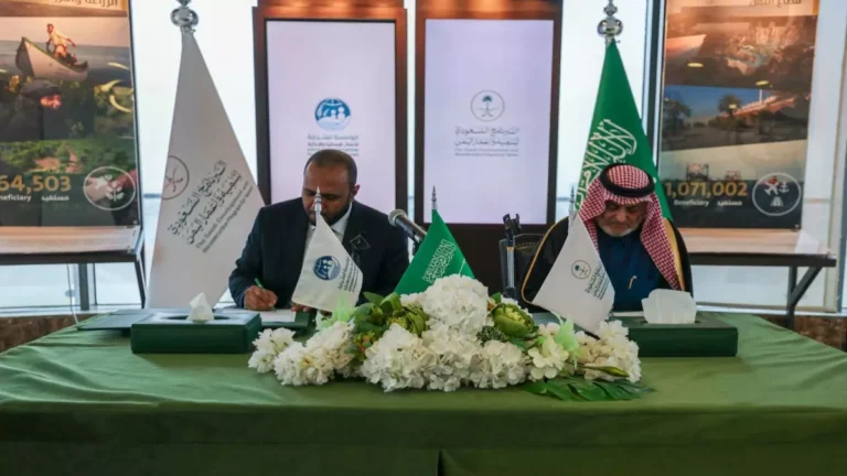 السعودية تطلق مشروع زراعي ضخم ينقذ 16 ألف يمني من الجوع ويحدث تغييرات جذرية في 3 محافظات