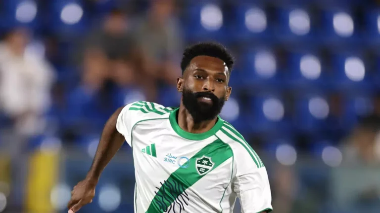 خيسوس يكشف عن استراتيجية مفاجئة لحل أزمة حراسة النصر بتوظيف لاعبين غير معروفين