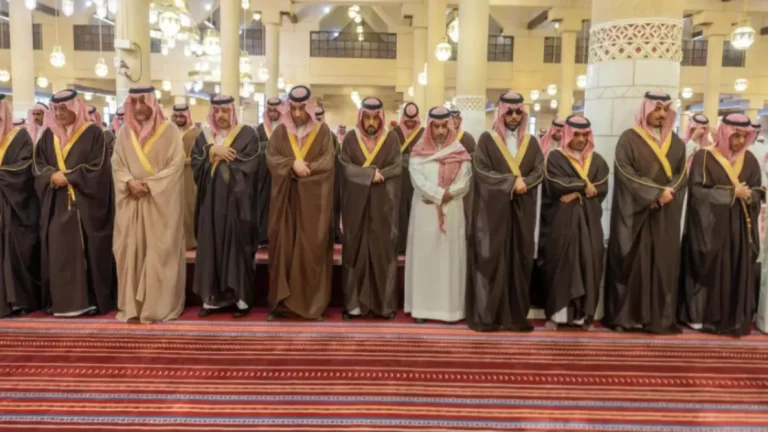 وفاة الأمير محمد بن بندر آل سعود نائب أمير الرياض وجنازة ملكية مهيبة بحضور رسمي كبير