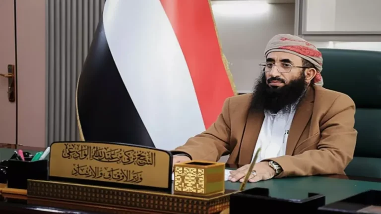 وزير الأوقاف يكشف عن مفاجأة مثيرة حول الفساد الإداري وأثره على استقرار المجتمع والحل المفقود