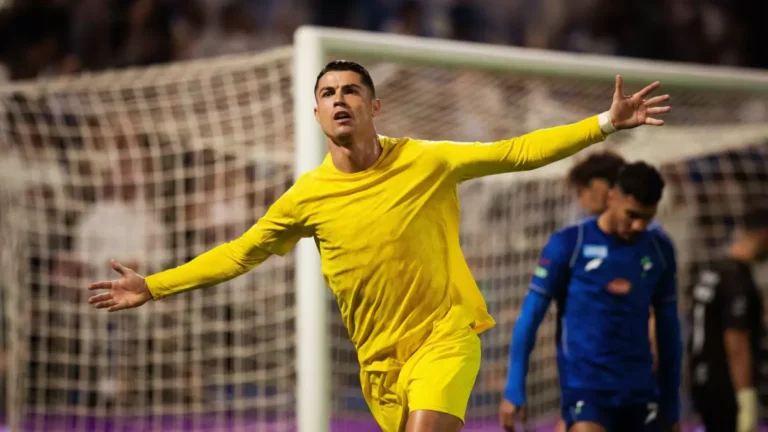 النصر يتصدر بفضل تألق رونالدو وهيمنة ماني والرقم القياسي يكشف أسرار انتصارات الفريق المذهلة
