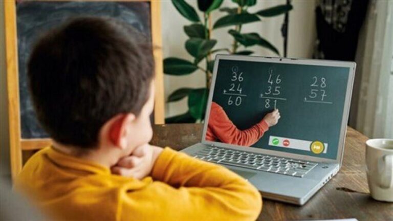 قرار من “التربية” يتعلق بآلية تطبيق التعليم عن بُعد في المدارس والثانويات الرسمية المقفلة