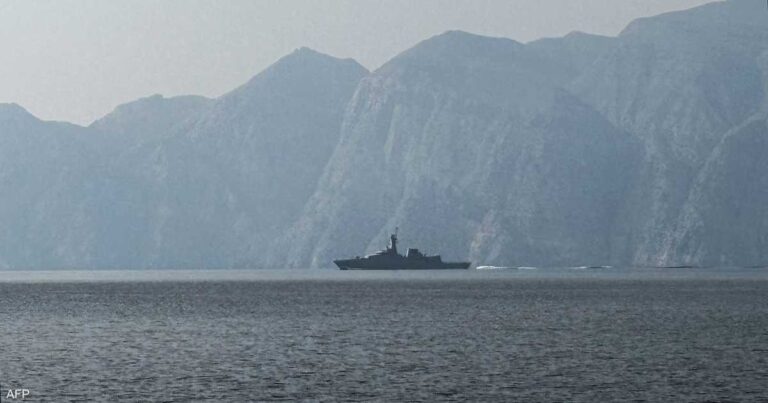 إيران تقرر إغلاق مضيق هرمز مجددًا