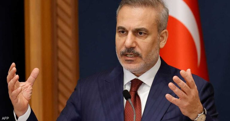 ترامب يهدد بالانسحاب من الناتو وتركيا تحذر من عواقب خطيرة