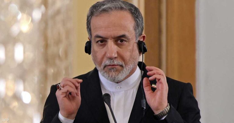 إيران تواجه توترات عميقة بين القيادات السياسية والعسكرية بسبب أزمة هرمز