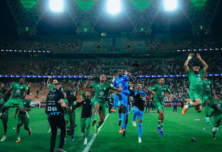 الأهلي يحقق انتصاراً مثيراً على جوهور ويصل لنصف نهائي دوري أبطال آسيا رغم النقص العددي