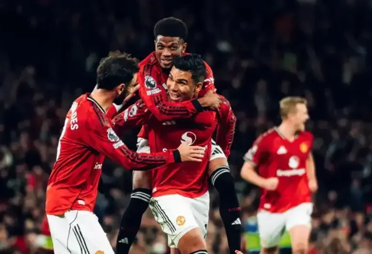 مانشستر يونايتد يجهز للإنفاق في سوق الانتقالات حال بلوغه دوري الأبطال