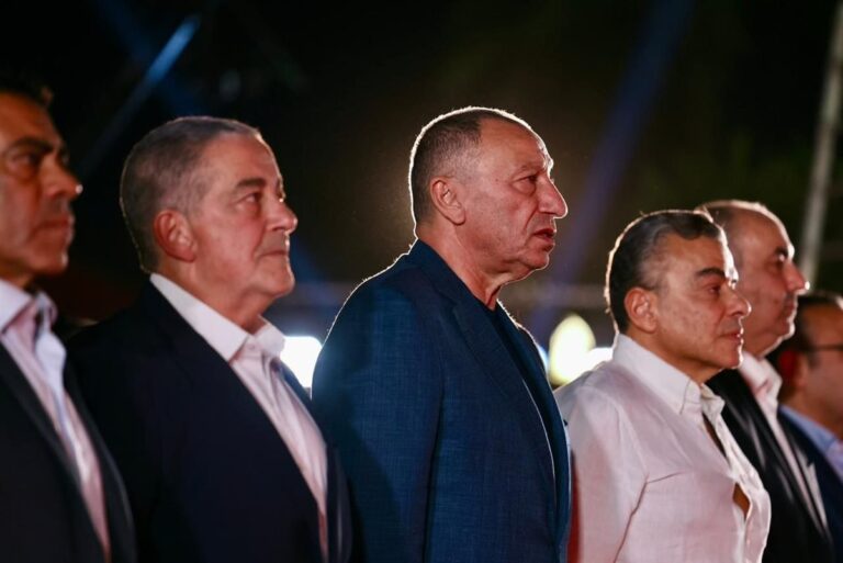 الأهلي يعبّر عن استيائه بعد مغادرة أوسكار رويز وتصريحات اتحاد الكرة