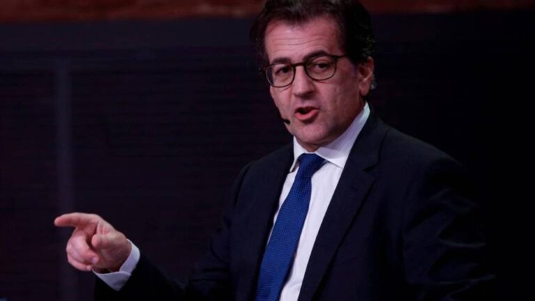 مسؤول سابق في برشلونة ينتقد أتلتيكو مدريد بعد خسارته لقب كأس الملك الإسباني