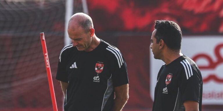 لماذا استغنى الأهلي عن التعاقد مع لاعبين أجانب لتعزيز دفاعه في سوق الانتقالات الصيفية؟ اكتشف الأسباب