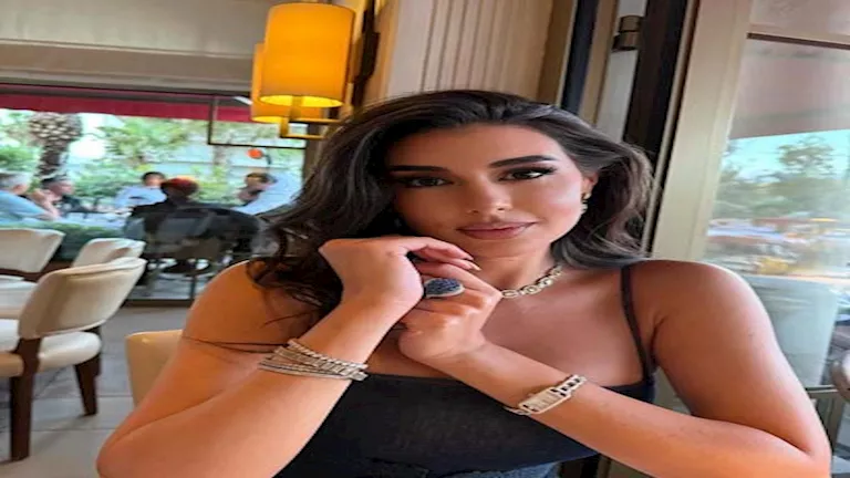 ياسمين صبري تخطف الأنظار بإطلالة جريئة جديدة والجمهور يشيد بموهبتها “صنع في مصر”