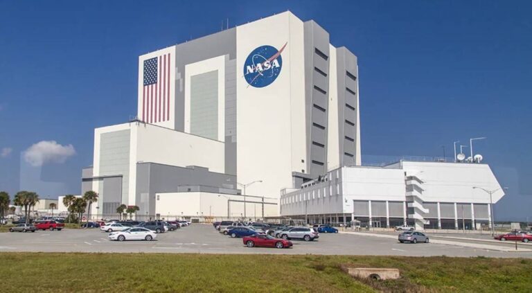 مواجهة مثيرة بين ناسا وفتاة تثير الجدل حول “الكوكب الغائب” بلوتو