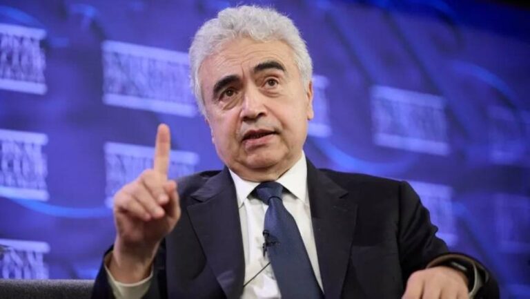 تحذير من وكالة الطاقة الدولية: أوروبا قد تواجه نقصاً في وقود الطائرات خلال 6 أسابيع