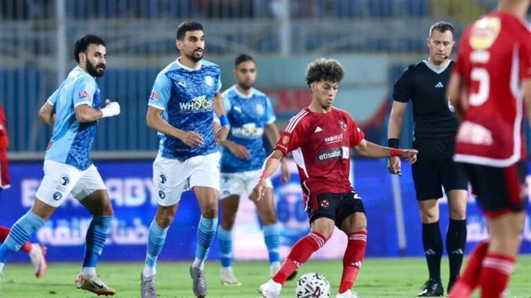 تعرف على توقيت مواجهة الأهلي ضد بيراميدز في قمة الدوري المصري الممتاز