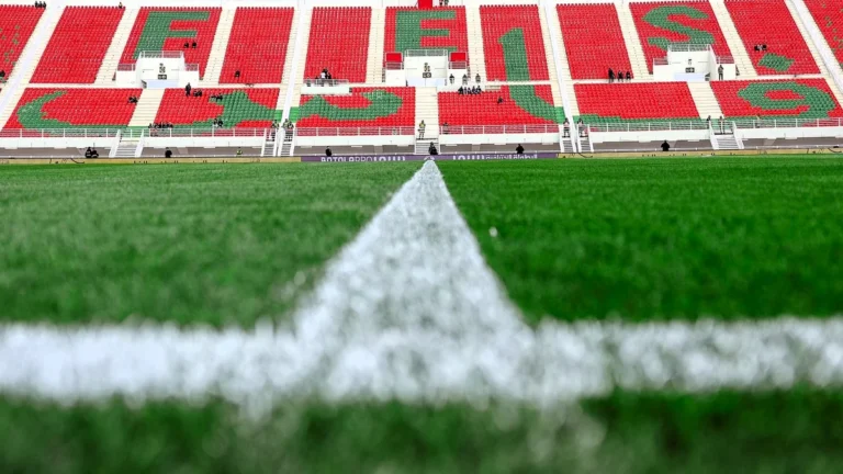 منافسات مثيرة اليوم السبت 18 أبريل 2026: مواجهات نارية في أوروبا وإفريقيا