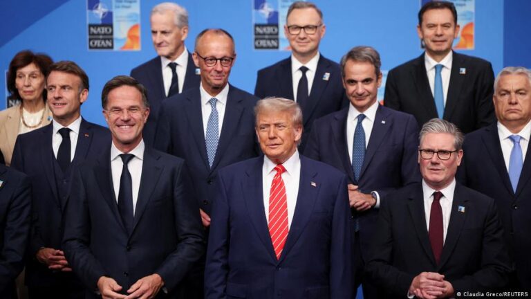 أوروبا تستعد لمواجهة تحديات رحيل ترامب بإنشاء حلف ناتو جديد