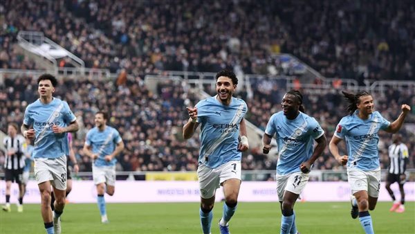 مانشستر سيتي يتفوق على أرسنال ويزيد حدة المنافسة على قمة الدوري الإنجليزي