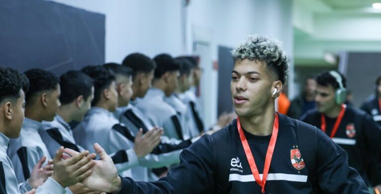 الأهلي يفتح حوارًا جديدًا بشأن عرض إمام عاشور لزيادة عقده إلى 150 مليون جنيه