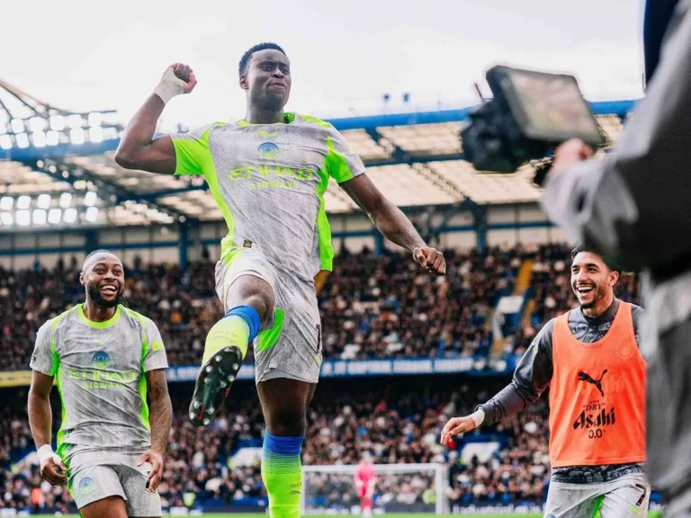 مانشستر سيتي يتفوق على تشيلسي في قمة الجولة ويواصل ضغطه على آرسنال