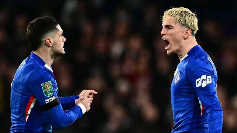 اكتشف كيفية مشاهدة مباريات تشيلسي مباشرة على التلفزيون وخيارات البث المتاحة