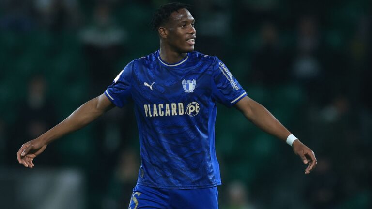 بوروسيا دورتموند يستهدف موهبة واعدة من الدوري البرتغالي