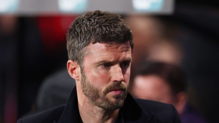 قرار إقالة مارتينيز يعد من أسوأ الخيارات التي رأيتها على الإطلاق