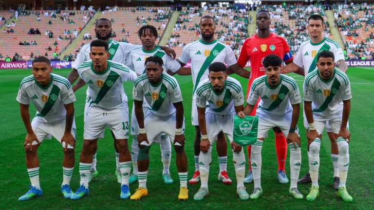 ترقبوا مباراة الأهلي المثيرة أمام جوهور دار التعظيم في ربع نهائي دوري أبطال آسيا 2025-2026 مع تفاصيل القنوات الناقلة