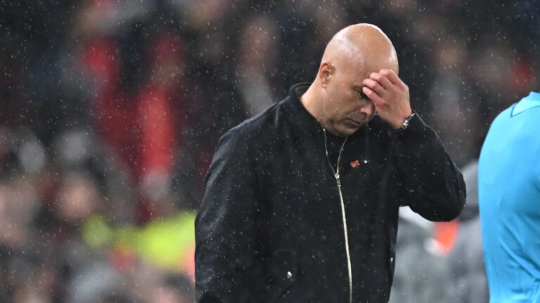 أبو تريكة: سلوت دائمًا في دائرة الكذب ولم تُظهر الشاشة كل هزائمه