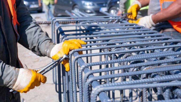 انخفاض جديد في أسعار حديد عز والاسمنت اليوم الخميس 16 أبريل 2026 يؤثر على سوق مواد البناء