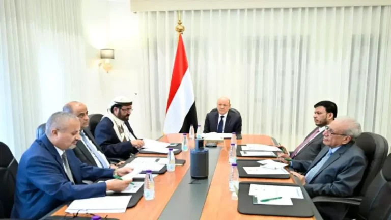 السعودية تدعم ملايين العمال اليمنيين… صرف الرواتب خلال ساعات