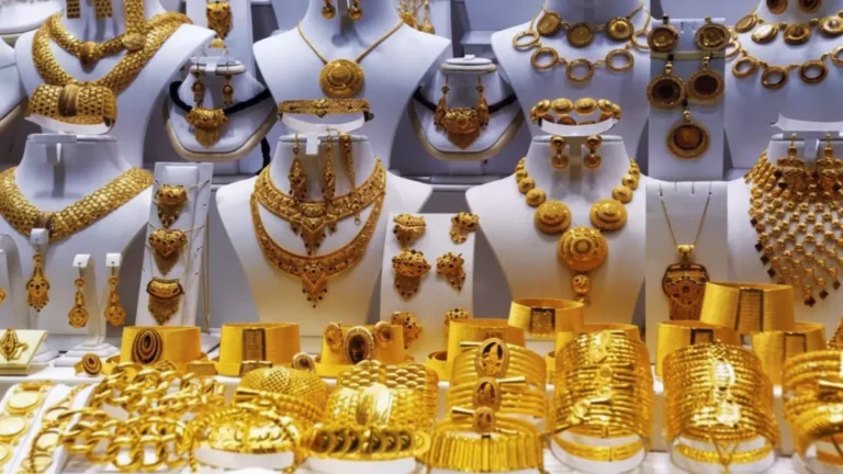 سعر أونصة الذهب في اليمن يتخطى المليون ريال… هل سيبقى الارتفاع مستمراً؟
