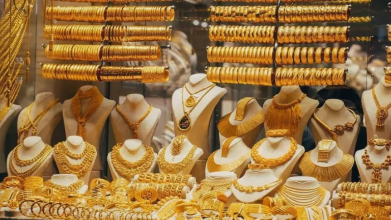 أسعار الذهب في اليمن تتسبب في ذهول المواطنين… اختلاف مذهل بين عدن وصنعاء يثير تساؤلات الخبراء!
