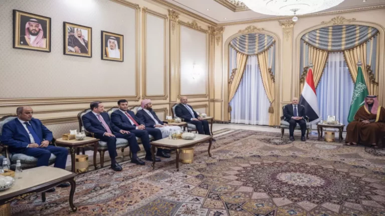 السعودية تستثمر 1.9 مليار ريال في اليمن في خطوة تاريخية للشعب اليمني ولبناء مستقبل جديد في المنطقة