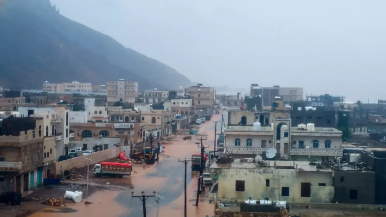 السعودية تطلق مستشفى سقطرى بـ300 موظف لتحديث القطاع الطبي في اليمن وتغطية جميع التكاليف