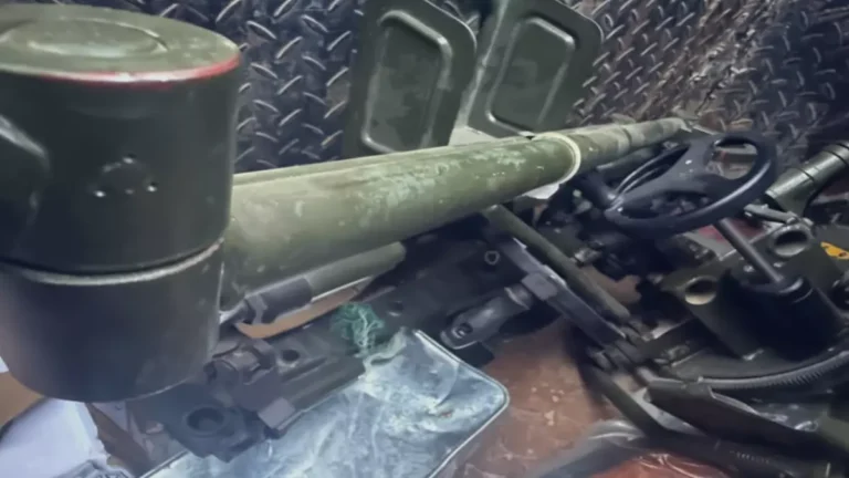 السعودية تقدم 347 مليون دولار لدعم اليمن خشية توقف رواتب الموظفين