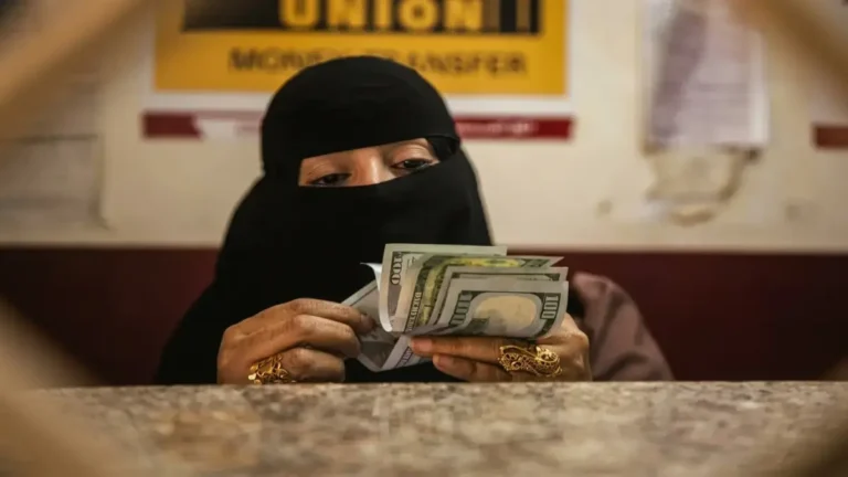 انهيار غير مسبوق للريال اليمني… حقائق مدهشة من عدن وصنعاء ستصدمك!